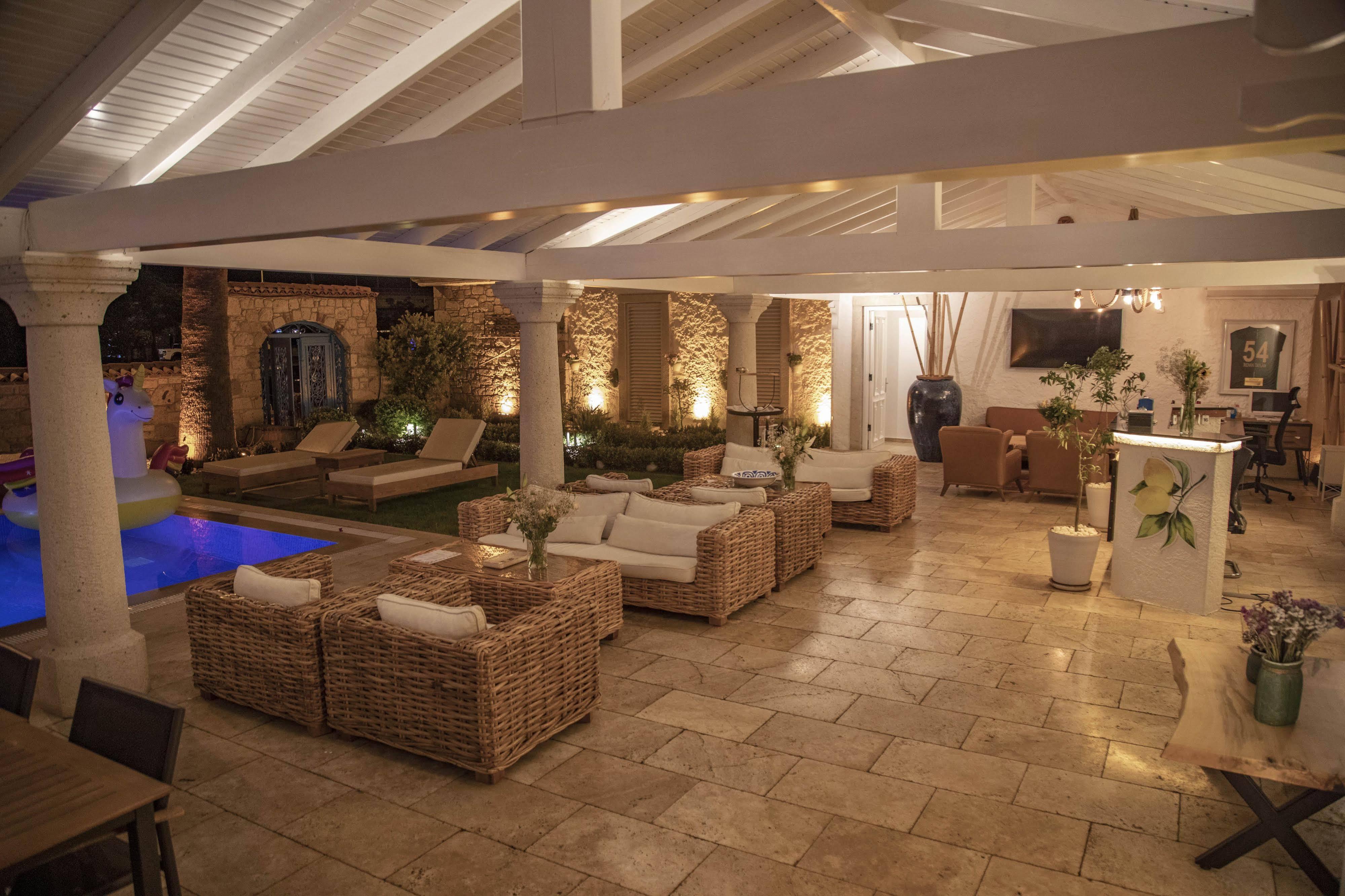 Alacati Limonaia Hotel Buitenkant foto